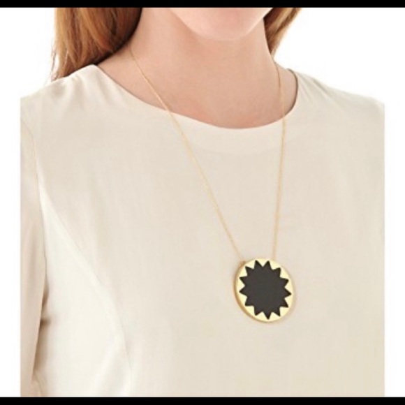 House of Harlow Matching Necklace and Earrings - Picture 7 of 7